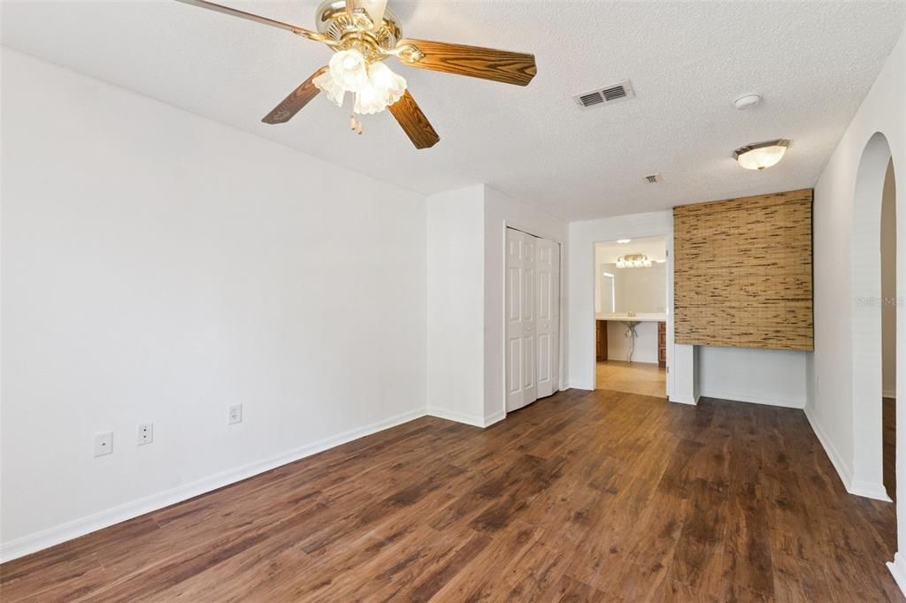 待售: $328,800 (2 贝兹, 2 浴室, 1508 平方英尺)