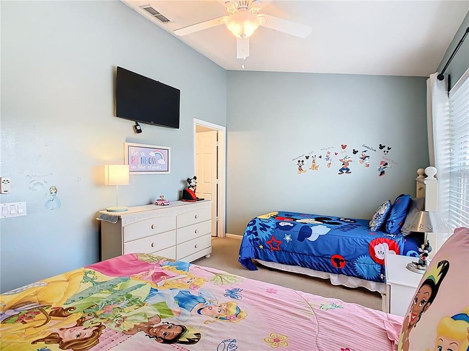 待售: $329,900 (3 贝兹, 3 浴室, 1440 平方英尺)