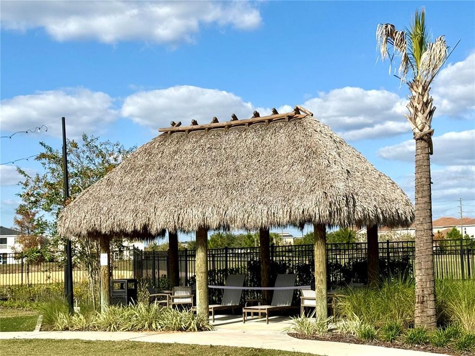 En Renta: $2,350 (3 camas, 2 baños, 2614 Pies cuadrados)