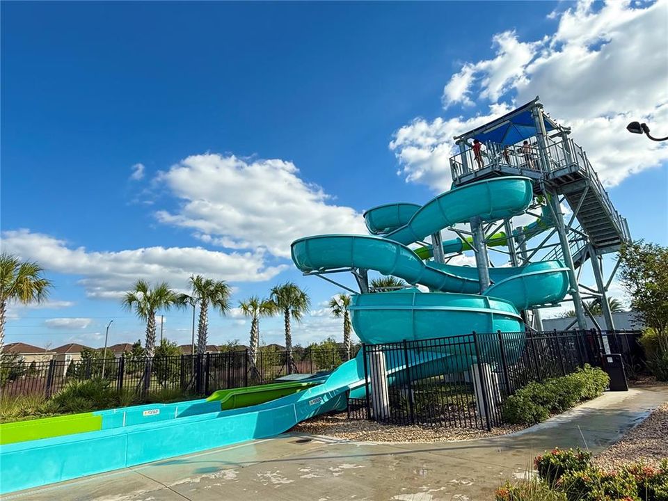 En Renta: $2,350 (3 camas, 2 baños, 2614 Pies cuadrados)