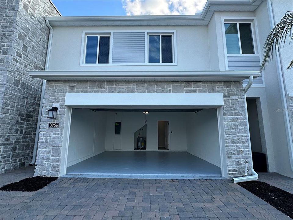 En Renta: $2,350 (3 camas, 2 baños, 2614 Pies cuadrados)