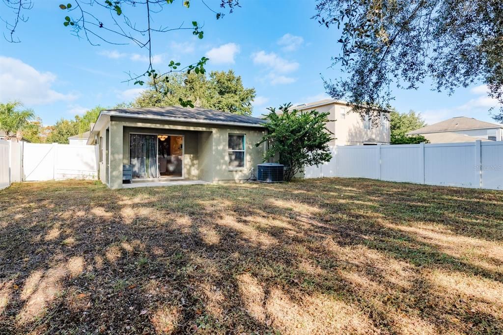 For Sale: $259,000 (3 beds, 2 baths, 1324 Square Feet)