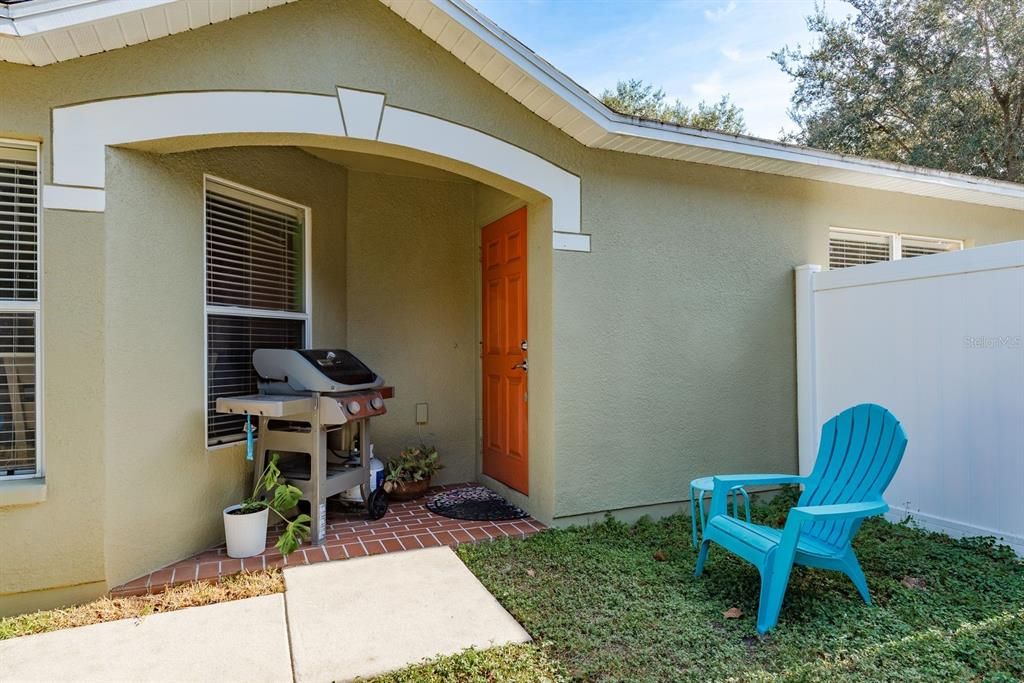 For Sale: $259,000 (3 beds, 2 baths, 1324 Square Feet)