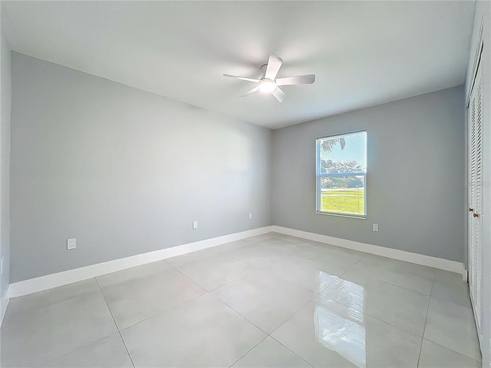 For Sale: $359,900 (3 beds, 2 baths, 1937 Square Feet)