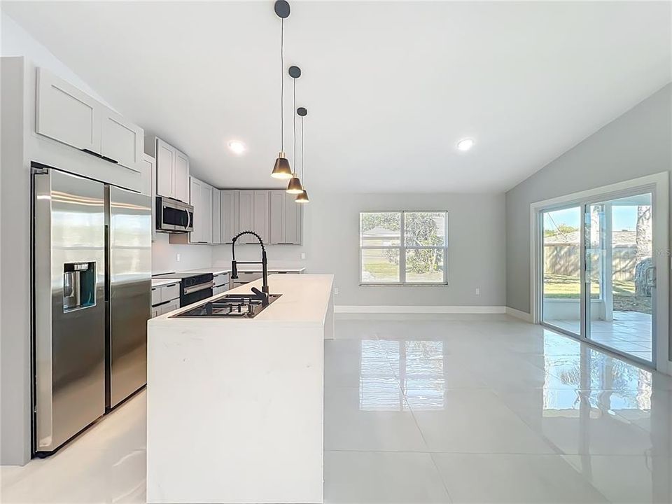 For Sale: $359,900 (3 beds, 2 baths, 1937 Square Feet)