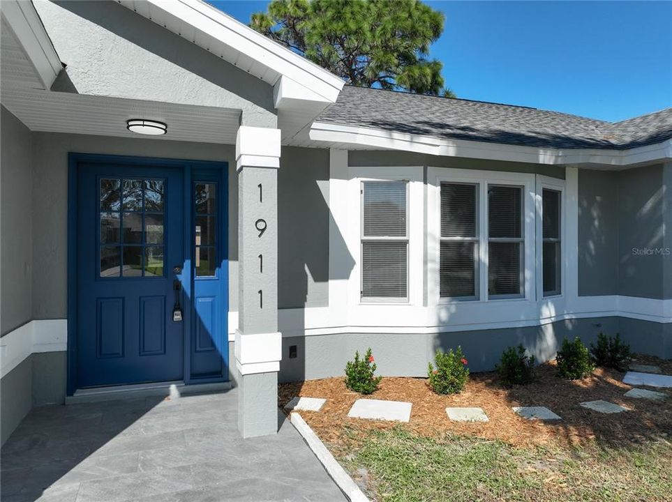 For Sale: $359,900 (3 beds, 2 baths, 1937 Square Feet)