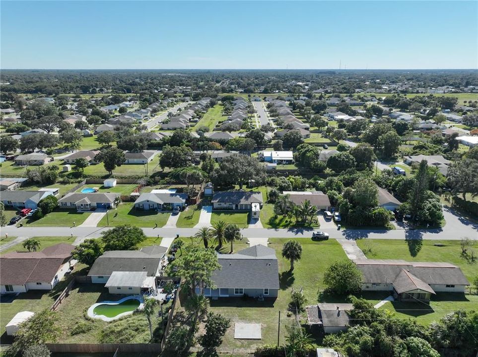 For Sale: $359,900 (3 beds, 2 baths, 1937 Square Feet)