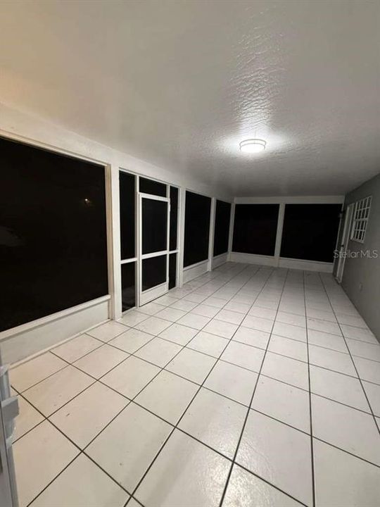 For Sale: $359,900 (3 beds, 2 baths, 1937 Square Feet)