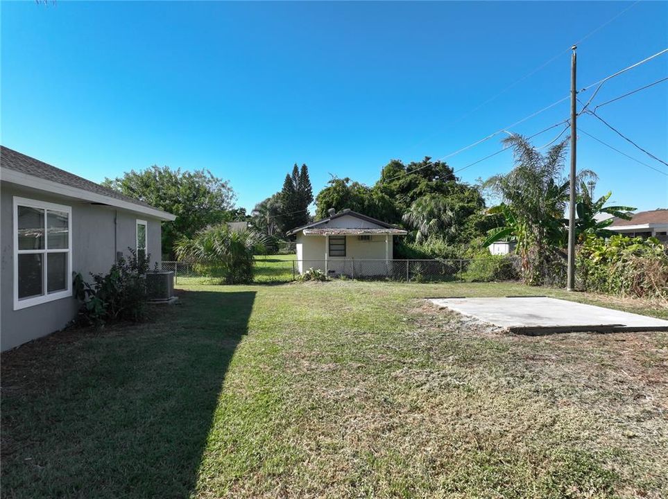 For Sale: $359,900 (3 beds, 2 baths, 1937 Square Feet)