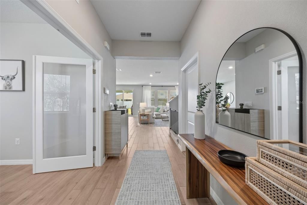 Под контрактом: $675,000 (4 спален, 3 ванн, 2738 Квадратных фут)