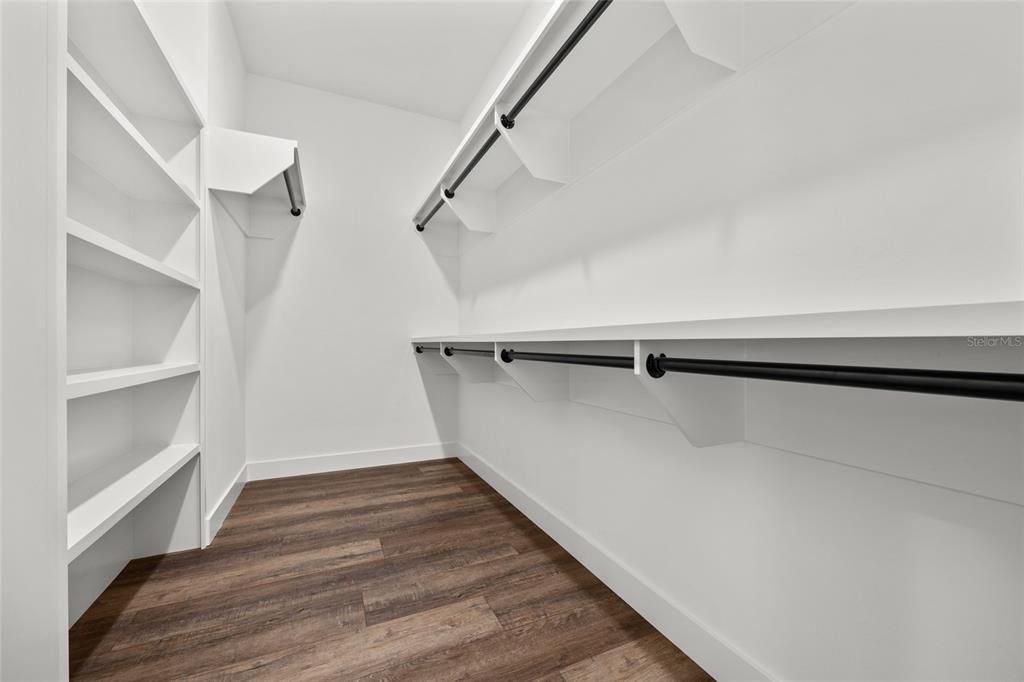 En Venta: $449,900 (3 camas, 2 baños, 1644 Pies cuadrados)