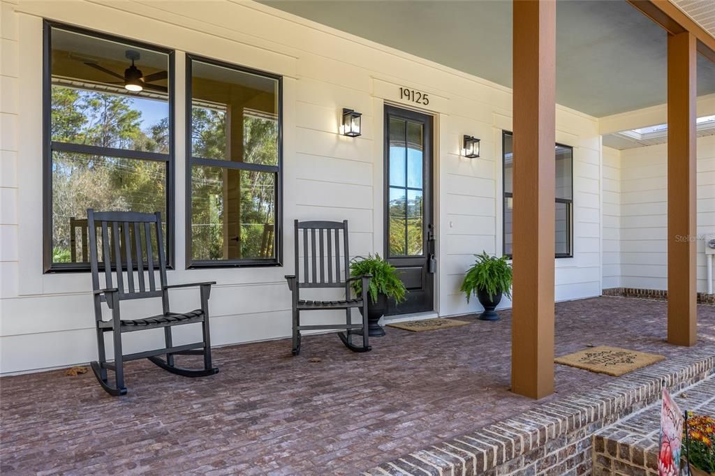 En Venta: $449,900 (3 camas, 2 baños, 1644 Pies cuadrados)