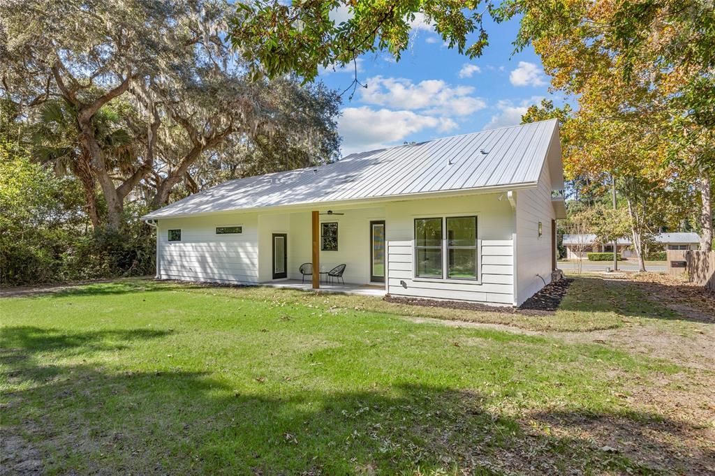 En Venta: $449,900 (3 camas, 2 baños, 1644 Pies cuadrados)