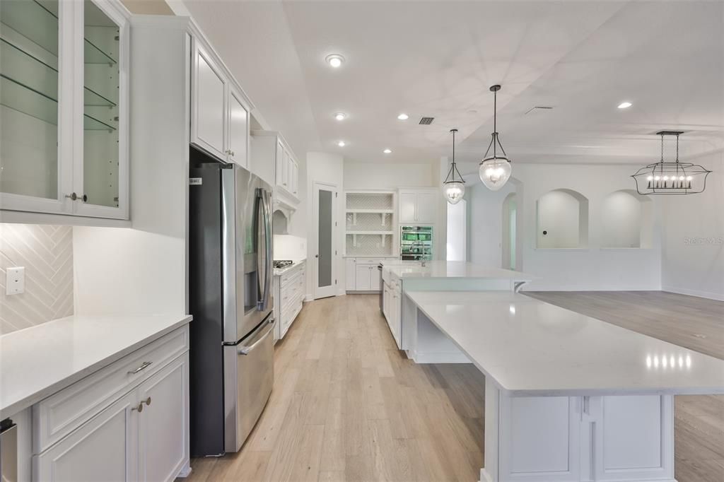 En Renta: $4,995 (3 camas, 3 baños, 2753 Pies cuadrados)