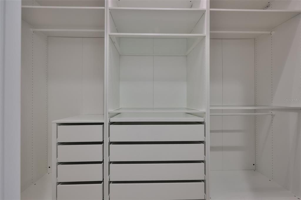 En Renta: $4,995 (3 camas, 3 baños, 2753 Pies cuadrados)