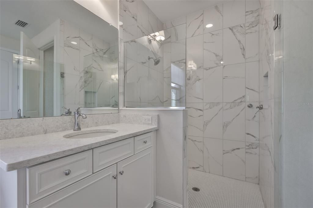 En Renta: $4,995 (3 camas, 3 baños, 2753 Pies cuadrados)