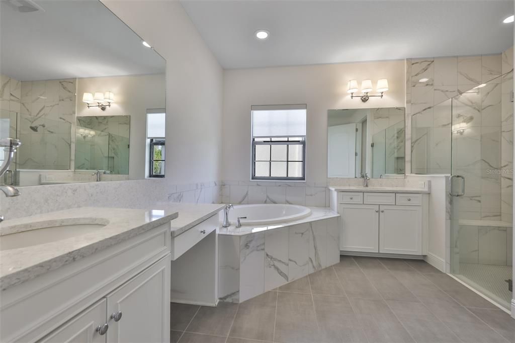 En Renta: $4,995 (3 camas, 3 baños, 2753 Pies cuadrados)