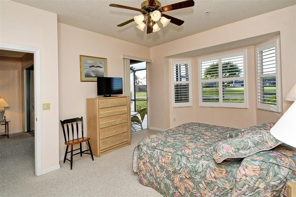 待售: $369,900 (2 贝兹, 2 浴室, 1572 平方英尺)