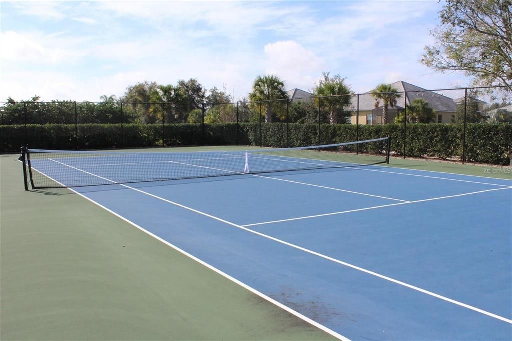 For Rent: $2,900 (4 beds, 3 baths, 2222 Square Feet)