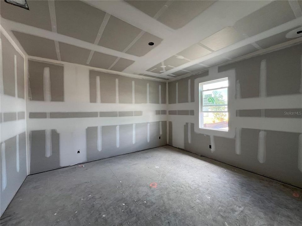 Active With Contract: $399,990 (3 beds, 2 baths, 1709 Square Feet)