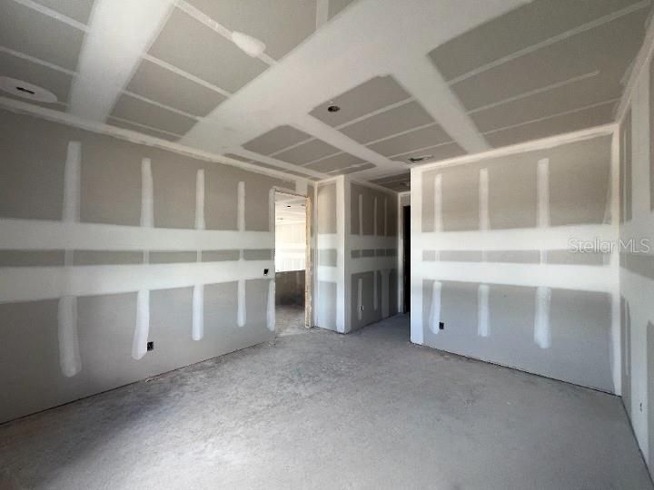 Active With Contract: $399,990 (3 beds, 2 baths, 1709 Square Feet)