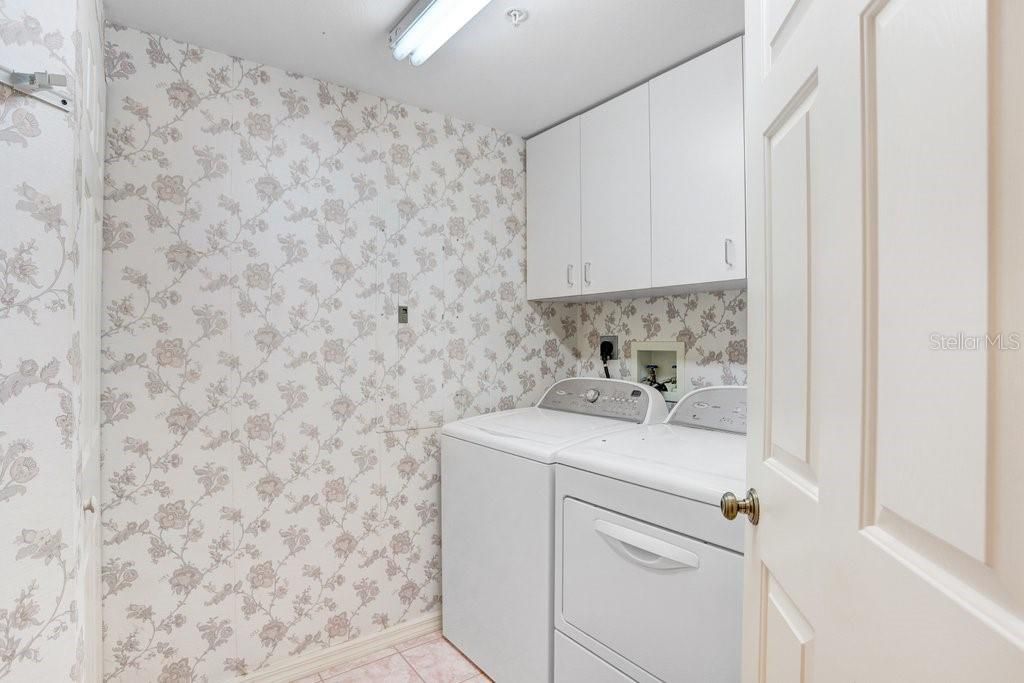 En Venta: $365,000 (3 camas, 2 baños, 1805 Pies cuadrados)