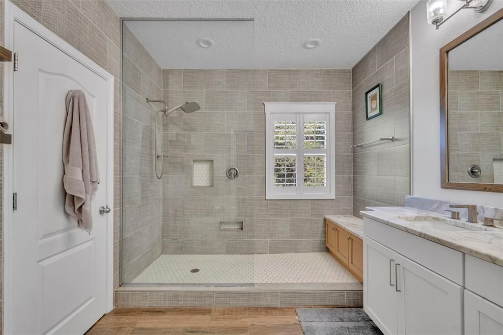 待售: $775,000 (3 贝兹, 2 浴室, 1838 平方英尺)