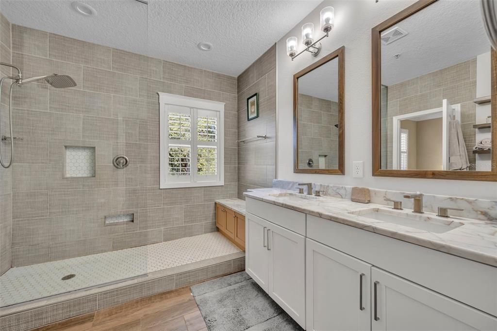 待售: $775,000 (3 贝兹, 2 浴室, 1838 平方英尺)