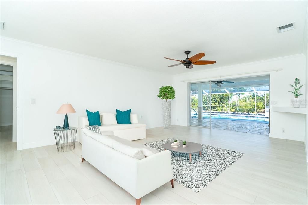 For Sale: $800,000 (3 beds, 3 baths, 2299 Square Feet)