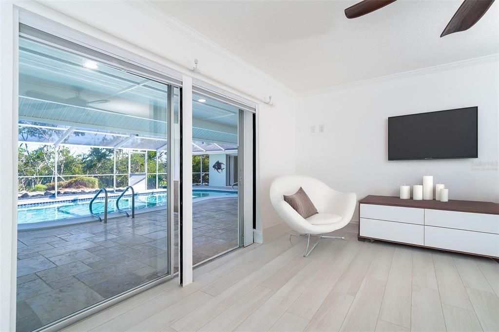 For Sale: $800,000 (3 beds, 3 baths, 2299 Square Feet)