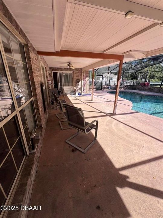 На продажу: $389,900 (3 спален, 2 ванн, 2194 Квадратных фут)