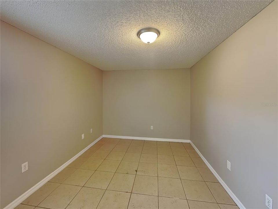 For Rent: $1,999 (3 beds, 2 baths, 1596 Square Feet)