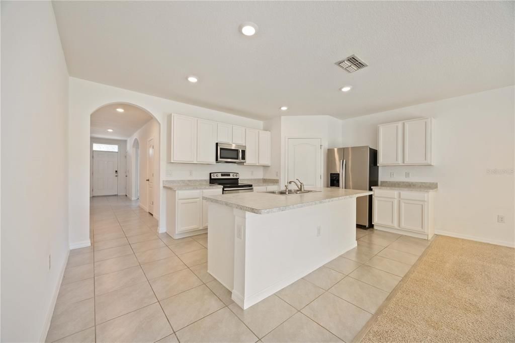 For Sale: $315,000 (4 beds, 2 baths, 1851 Square Feet)