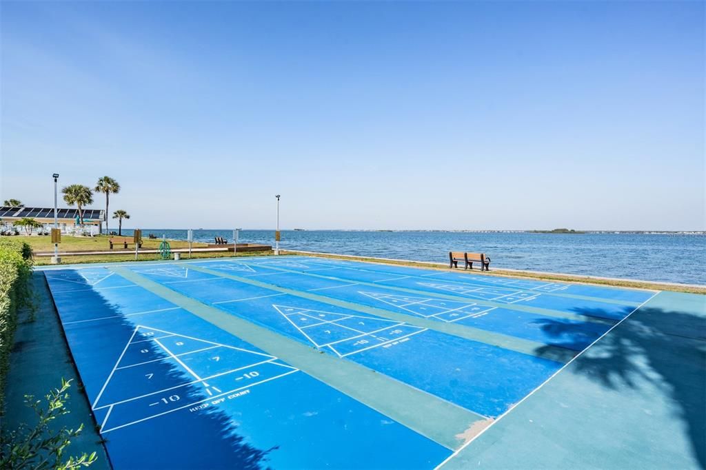 На продажу: $324,900 (2 спален, 2 ванн, 975 Квадратных фут)