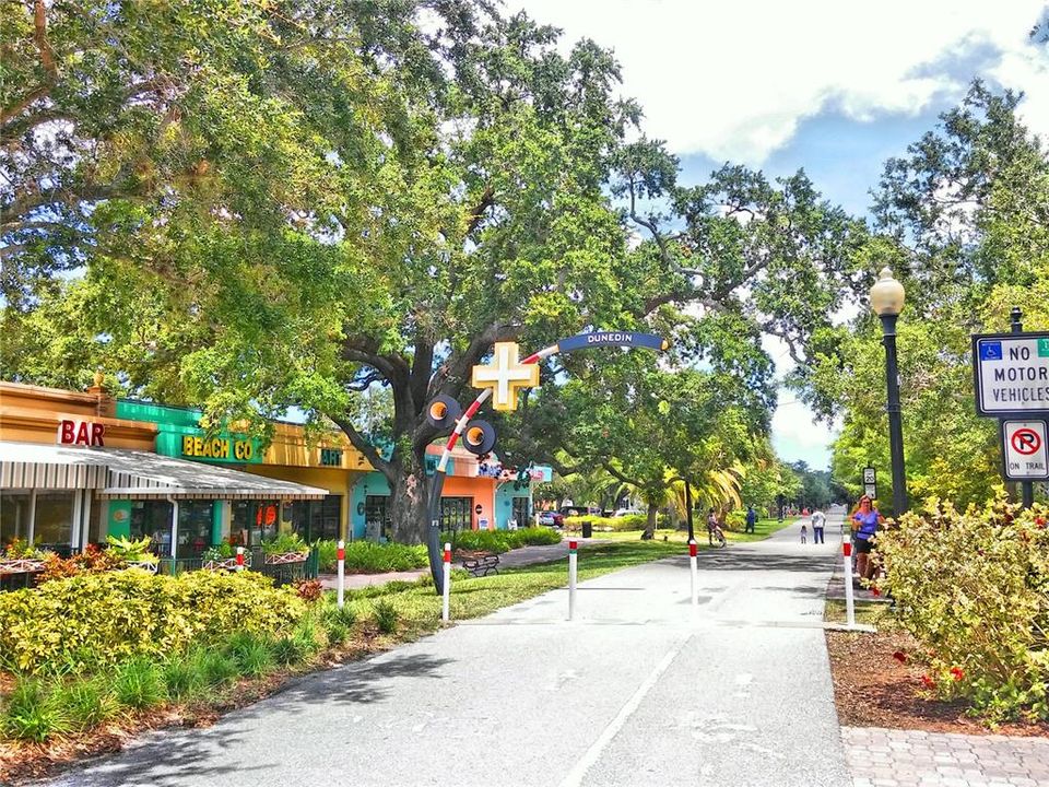 На продажу: $324,900 (2 спален, 2 ванн, 975 Квадратных фут)