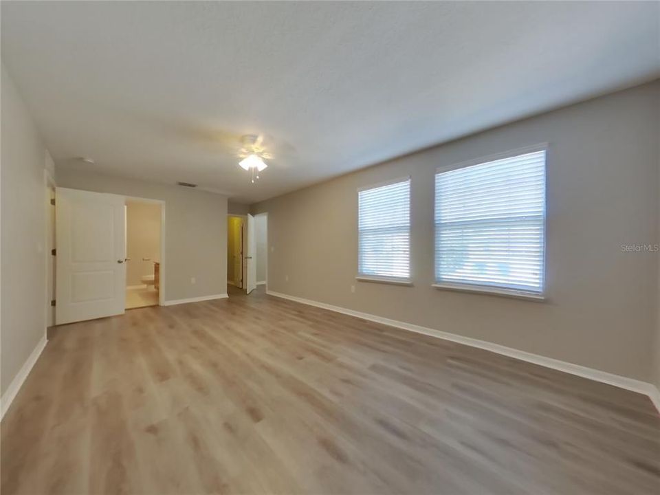 Active With Contract: $2,099 (4 beds, 2 baths, 2103 Square Feet)