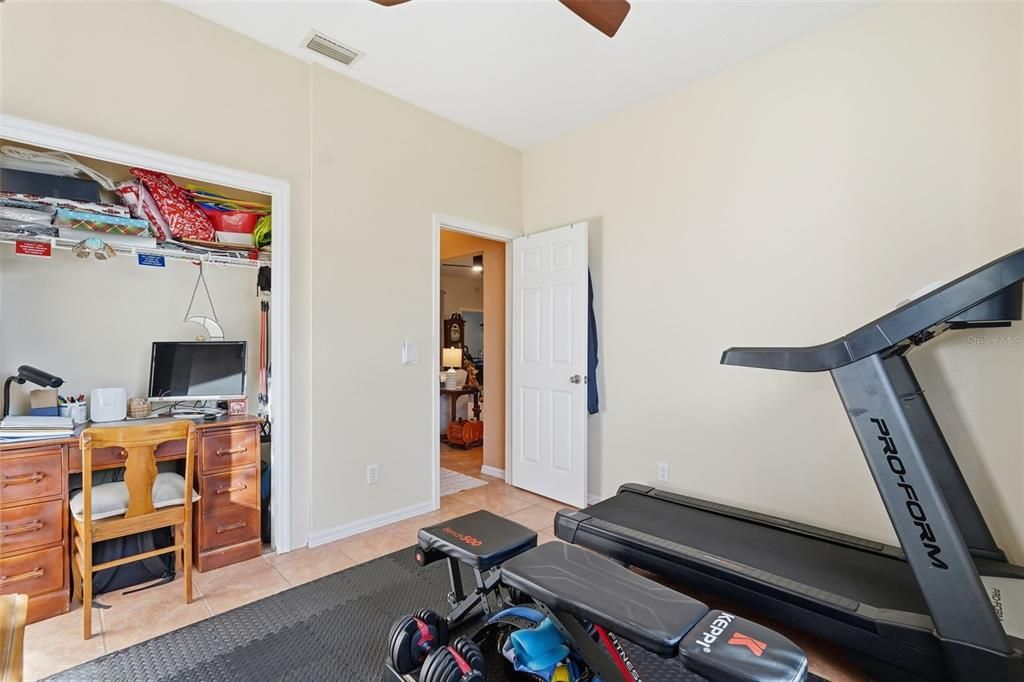 Active With Contract: $394,900 (3 beds, 2 baths, 1542 Square Feet)