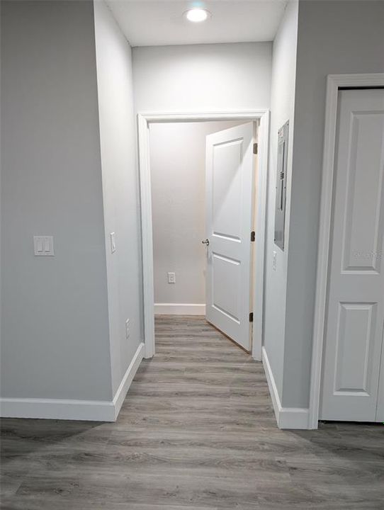 For Sale: $450,000 (6 beds, 0 baths, 2324 Square Feet)