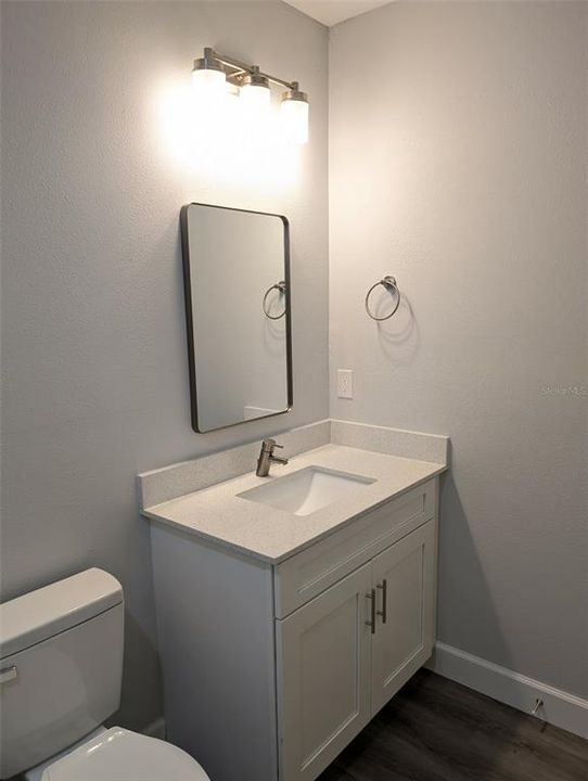 For Sale: $450,000 (6 beds, 0 baths, 2324 Square Feet)