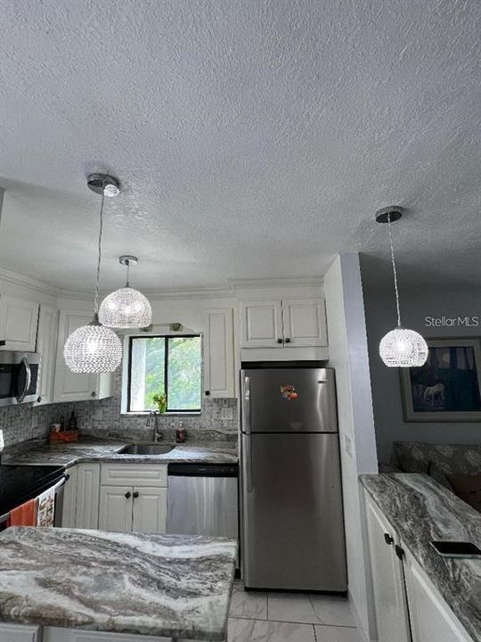 出租: $1,650 (2 贝兹, 2 浴室, 1000 平方英尺)