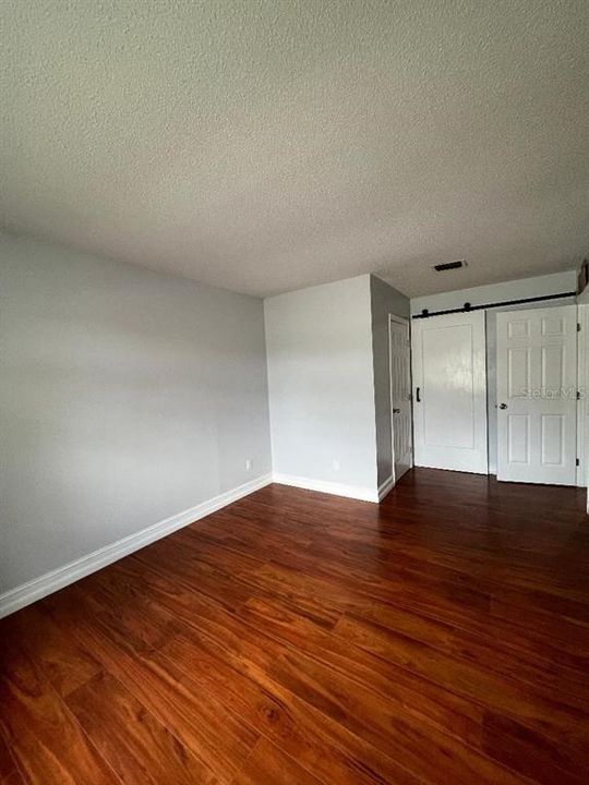 出租: $1,650 (2 贝兹, 2 浴室, 1000 平方英尺)