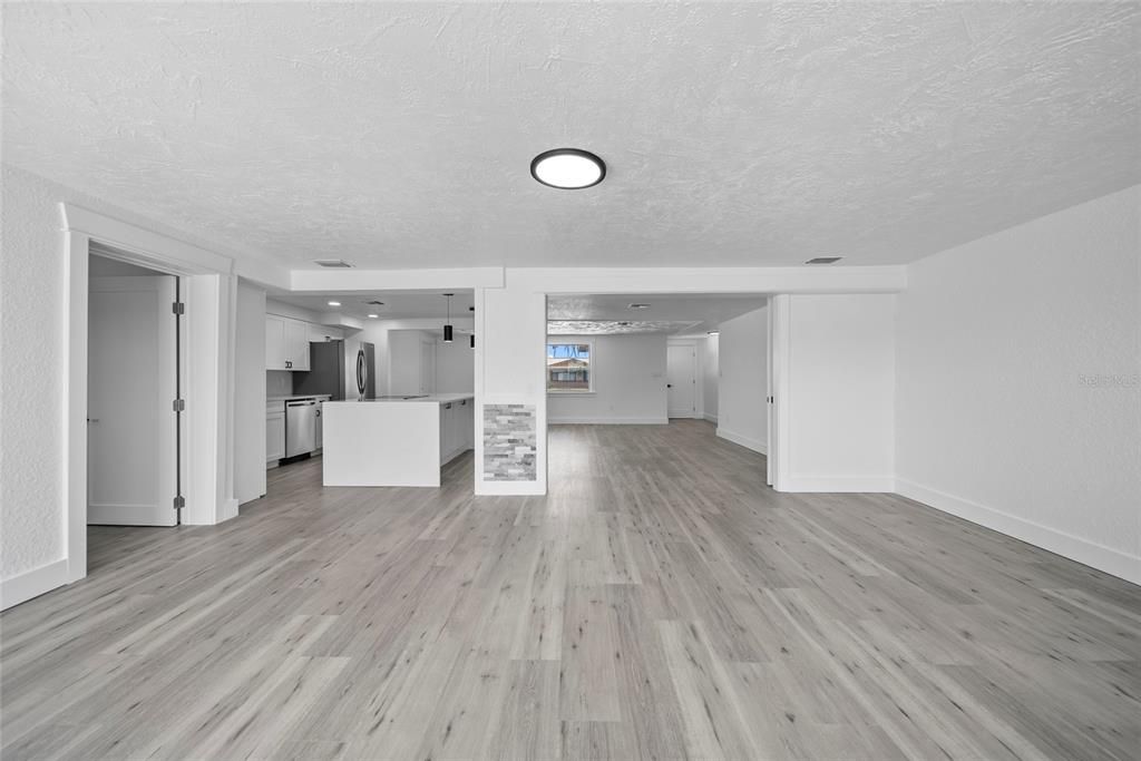 出租: $2,550 (4 贝兹, 3 浴室, 1864 平方英尺)