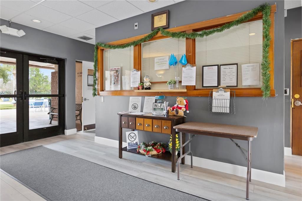 For Sale: $375,000 (2 beds, 2 baths, 1554 Square Feet)