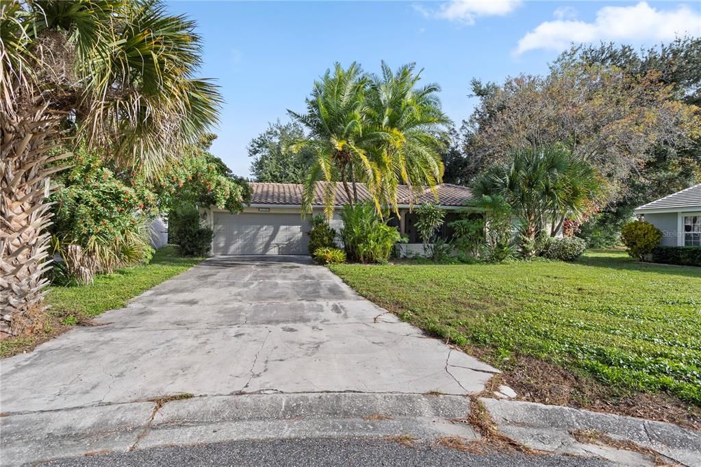 For Sale: $375,000 (2 beds, 2 baths, 1554 Square Feet)