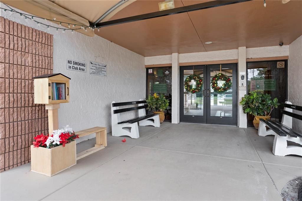 For Sale: $375,000 (2 beds, 2 baths, 1554 Square Feet)