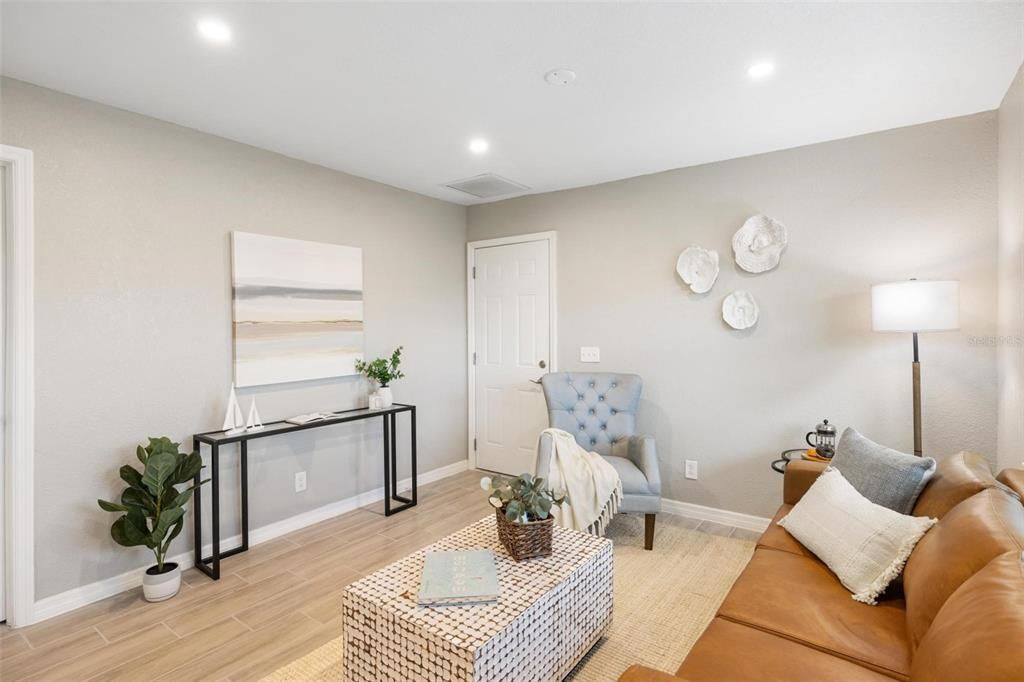 待售: $699,000 (3 贝兹, 2 浴室, 1364 平方英尺)