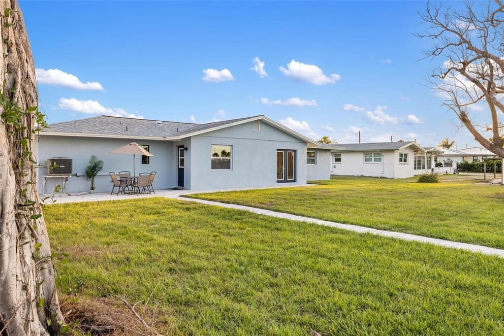 待售: $699,000 (3 贝兹, 2 浴室, 1364 平方英尺)