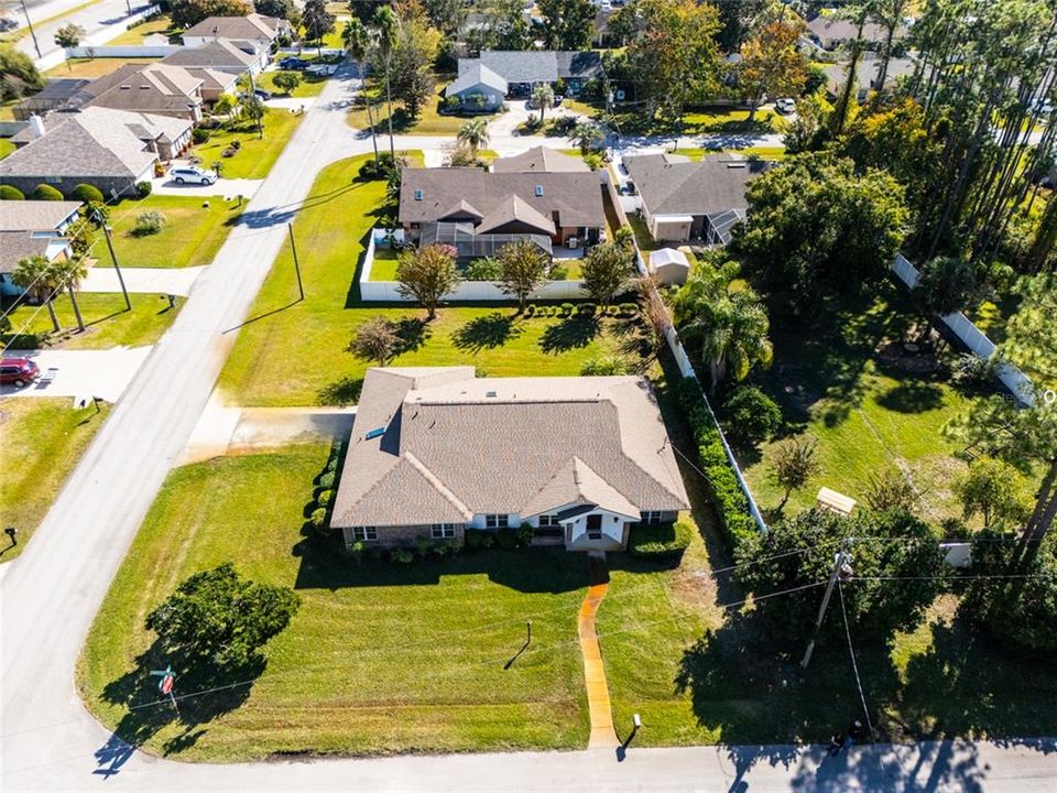 For Sale: $319,900 (3 beds, 2 baths, 1867 Square Feet)