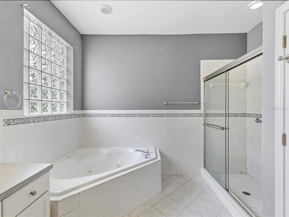 For Sale: $825,000 (4 beds, 3 baths, 2256 Square Feet)