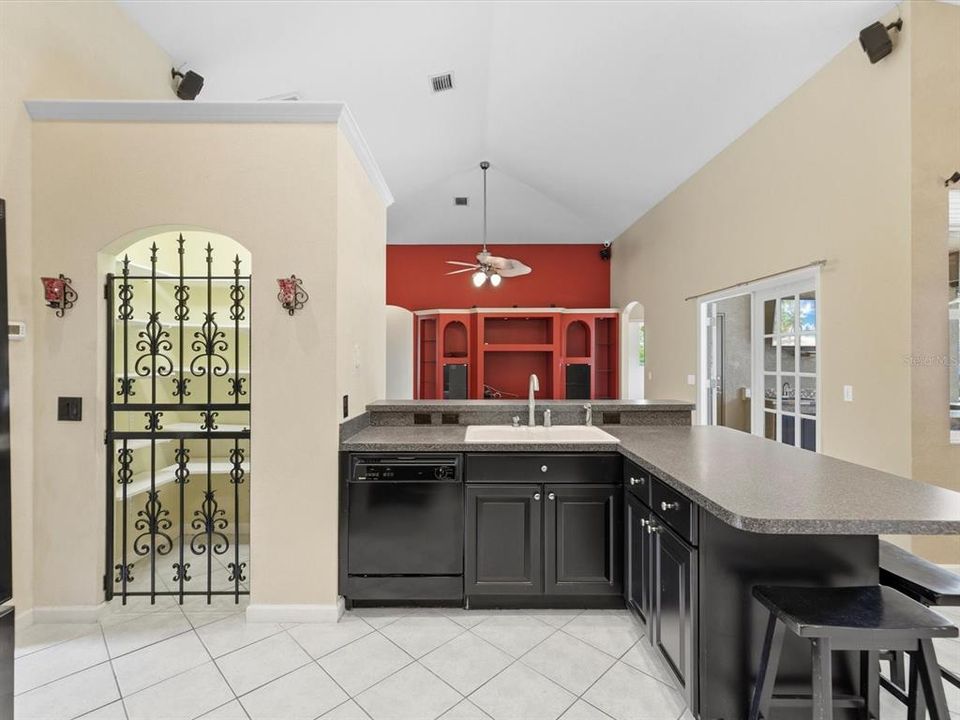 For Sale: $825,000 (4 beds, 3 baths, 2256 Square Feet)